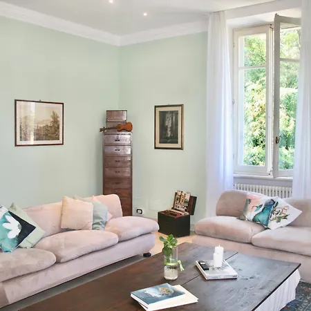 Deluxe Floor In Marina *