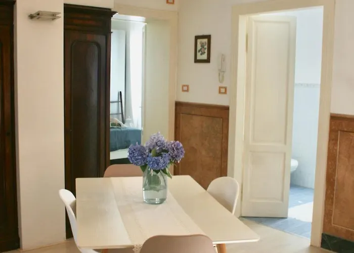 Deluxe Floor In Marina Apartment *