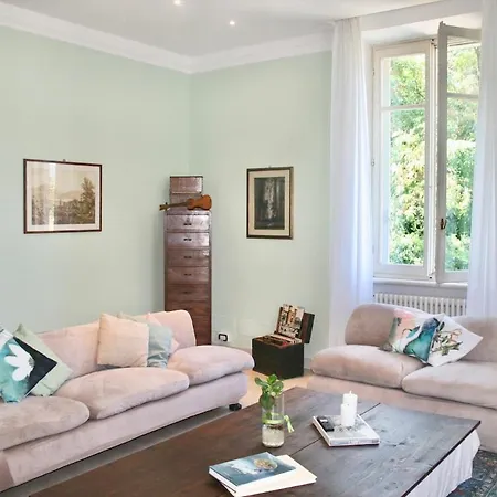 Deluxe Floor In Marina *