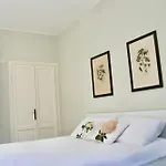 Deluxe Floor In Marina *